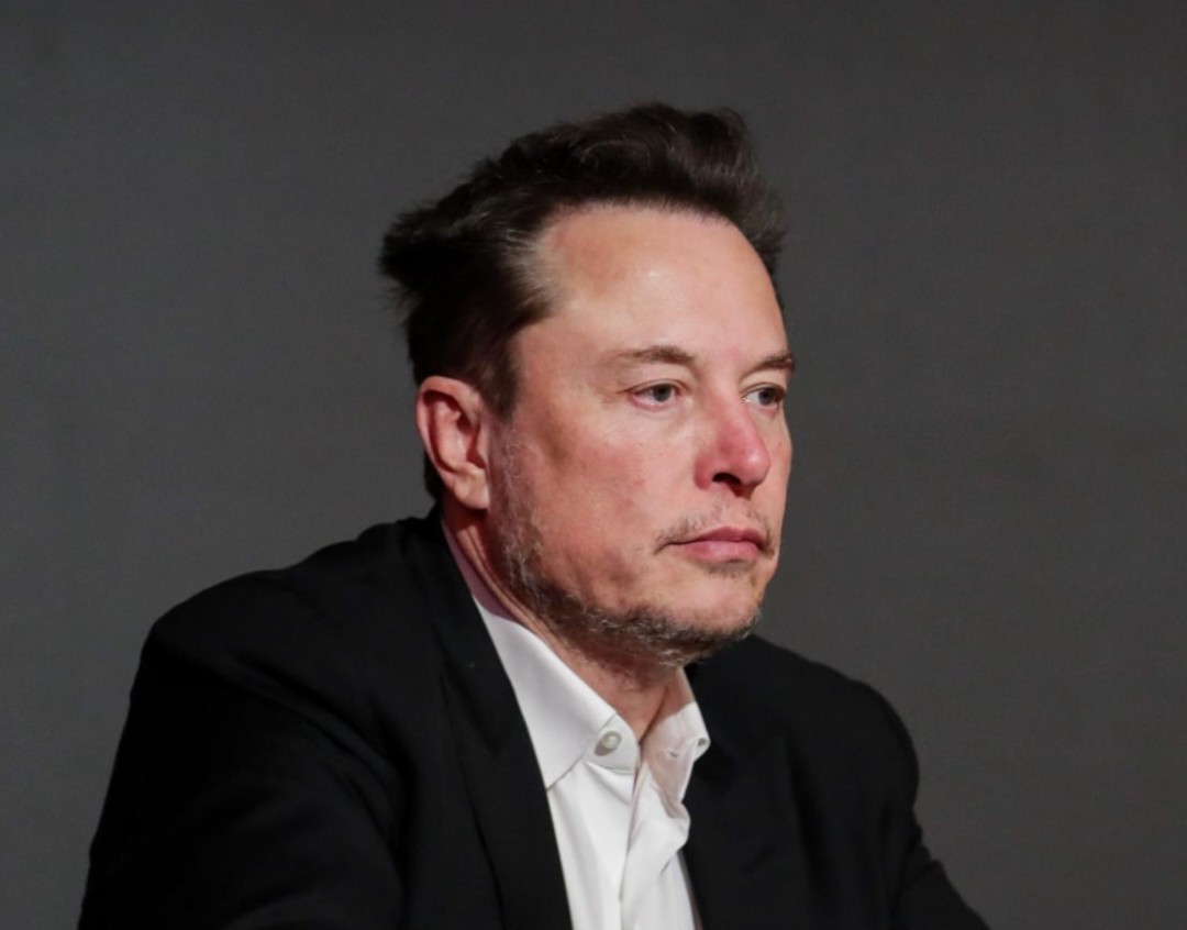 Elon Musk's Housing Situation: From Couch Surfing Claims to Homeownership 2