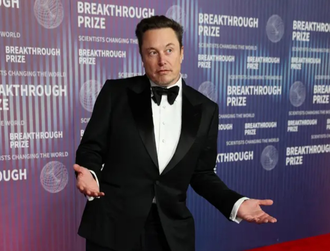 Elon Musk's Housing Situation: From Couch Surfing Claims to Homeownership 1